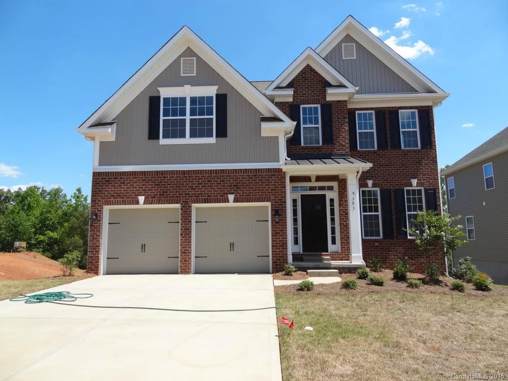 9103 Inverness Bay Road Charlotte, NC 28278 - Photo 1 of 24 Gallery Image 1