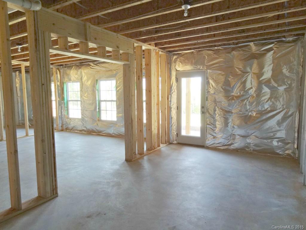9103 Inverness Bay Road Charlotte, NC 28278 - Photo 19 of 24 Gallery Image 19
