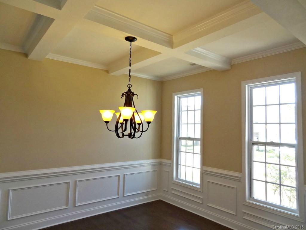 9103 Inverness Bay Road Charlotte, NC 28278 - Photo 4 of 24 Gallery Image 4