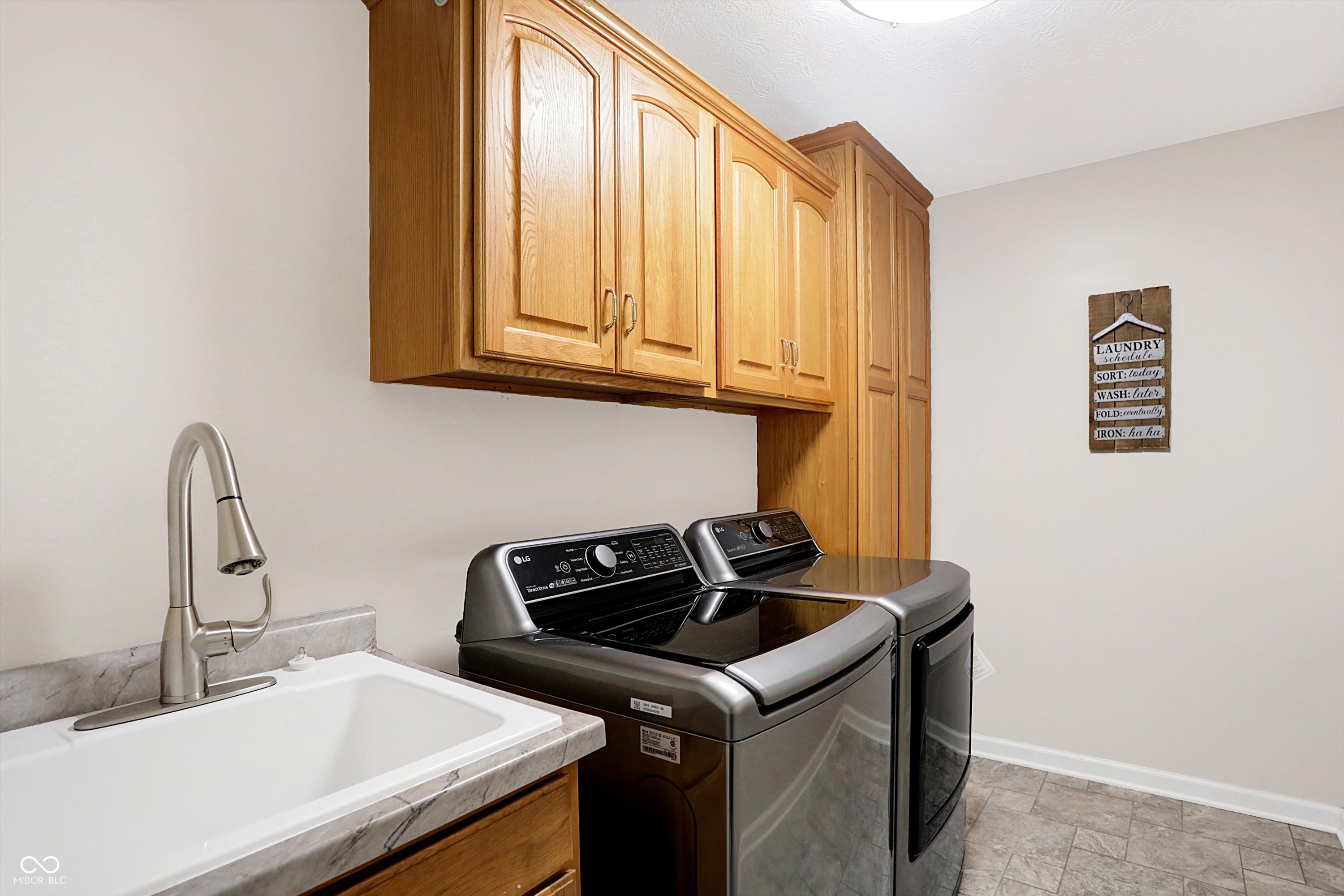 1420 Griffith Road Greenwood, IN 46143 - Photo 38 of 71 Gallery Image 38
