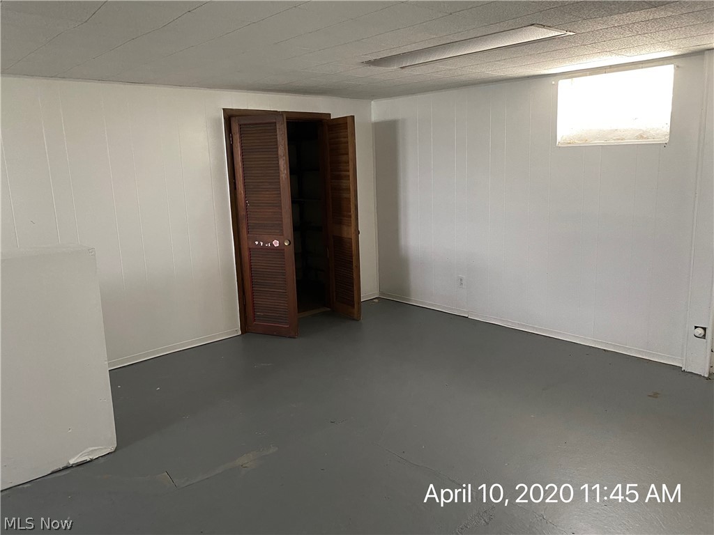 4118 Lowden Road Cleveland, OH 44121 - Photo 17 of 19