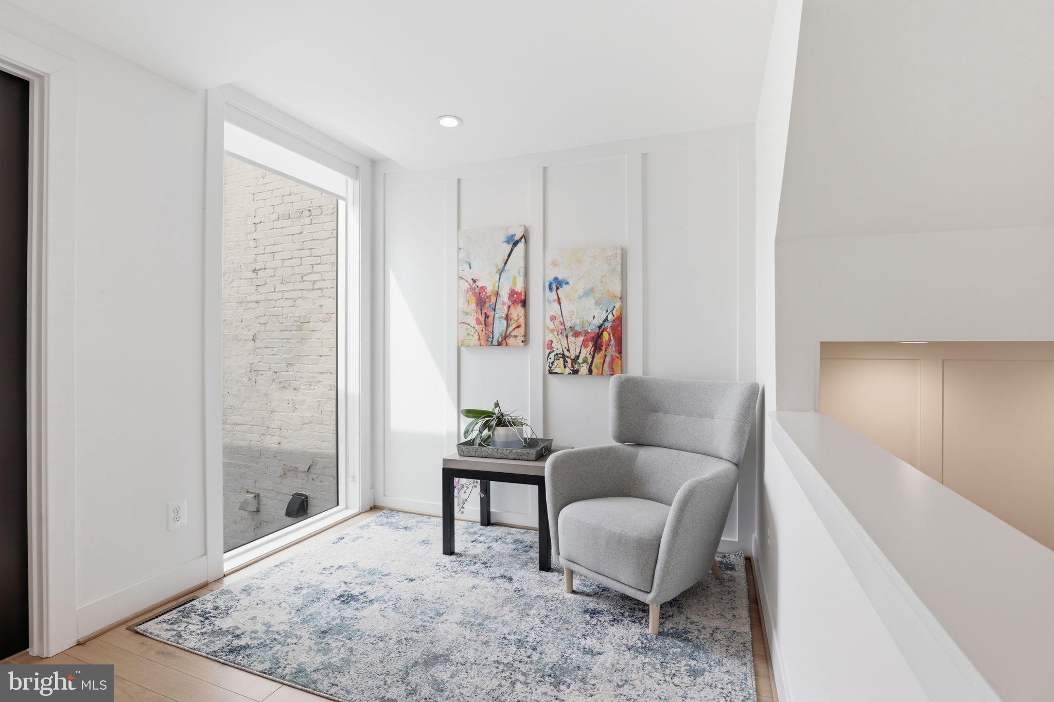 1007 O Street Northwest Washington, DC 20001 - Photo 34 of 51 3rd level den-perfect space for a Peleton!