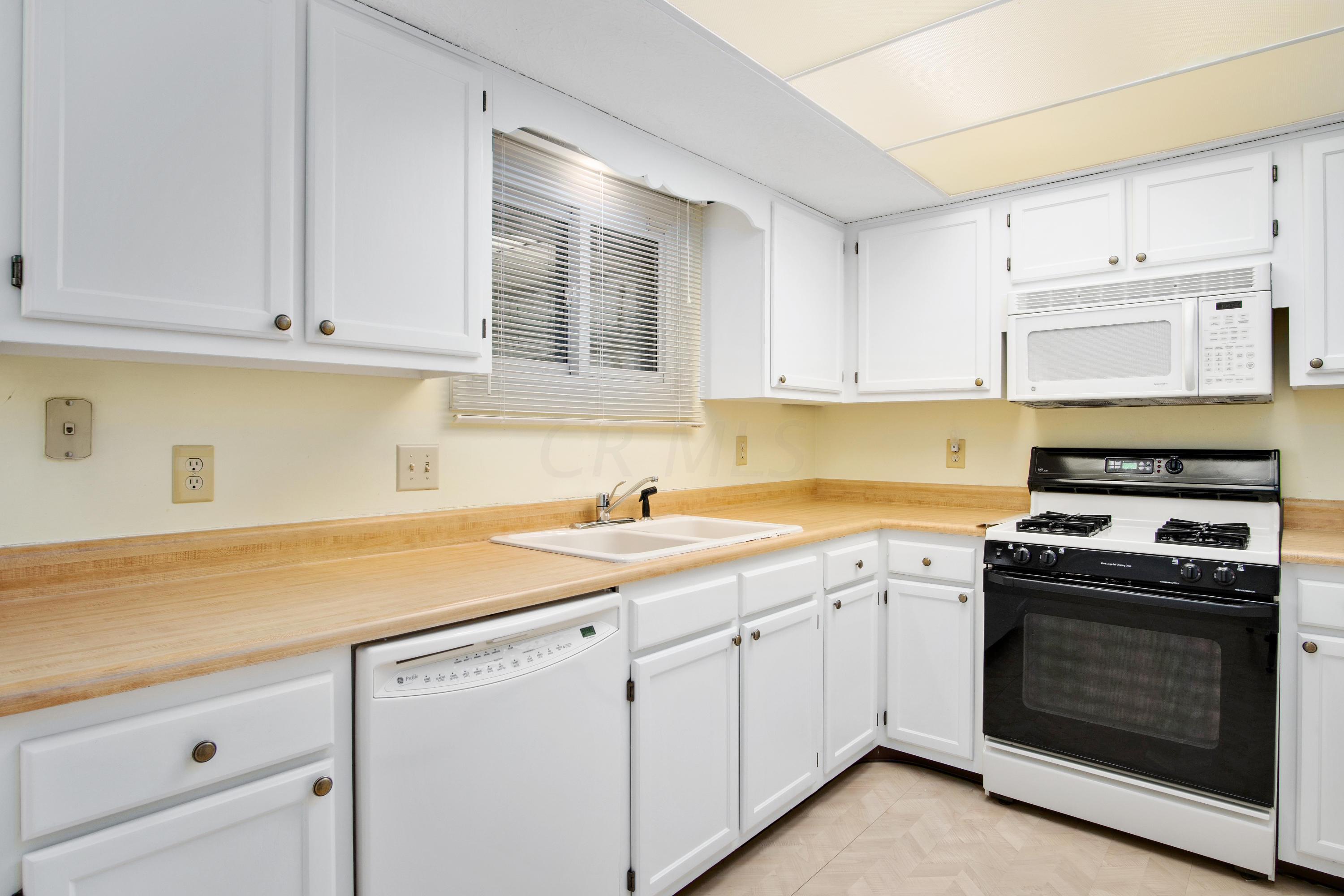 5255 Ruthton Road, Unit 61 Columbus, OH 43220 - Photo 11 of 24 Gallery Image 11