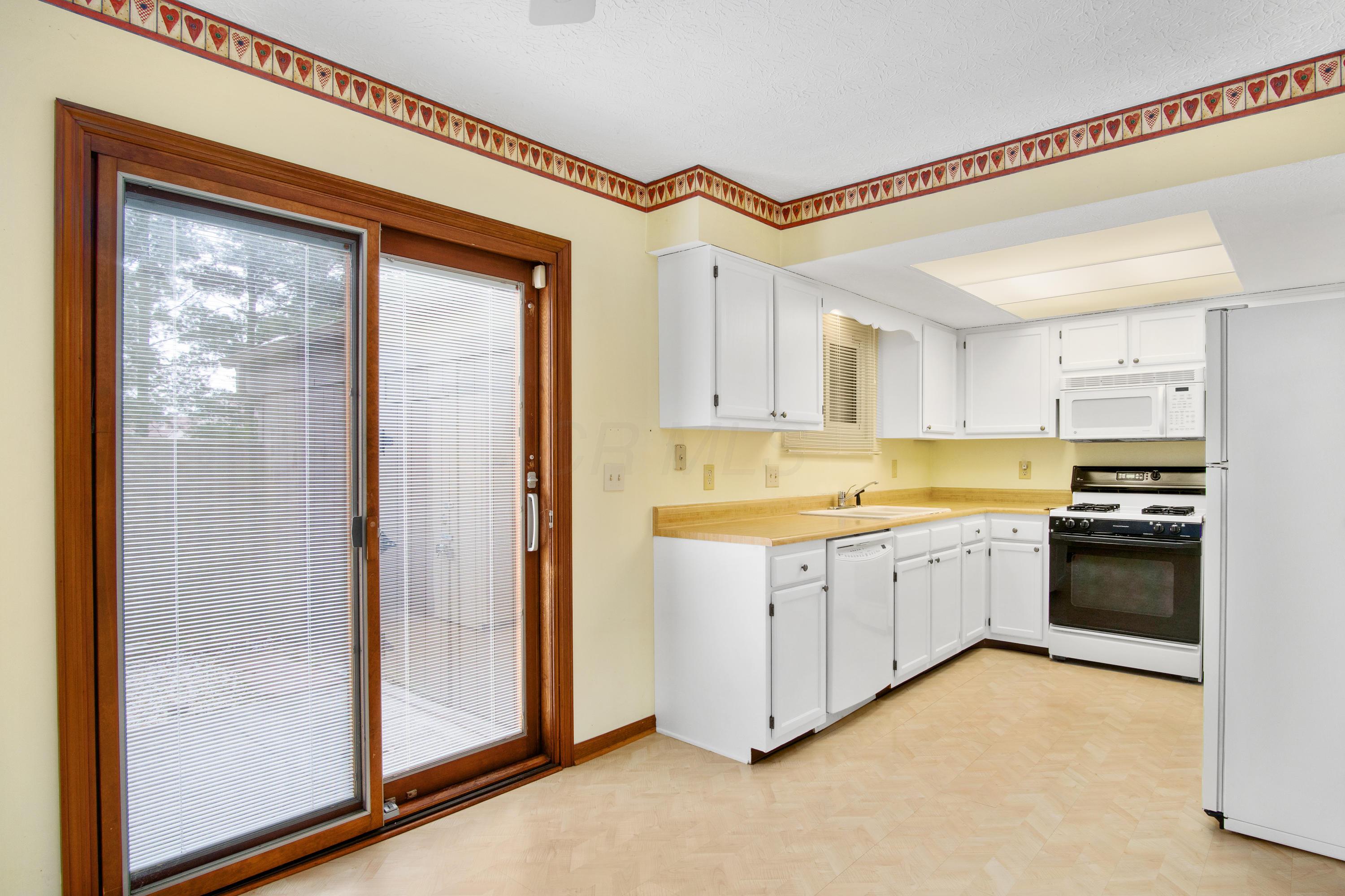 5255 Ruthton Road, Unit 61 Columbus, OH 43220 - Photo 13 of 24 Gallery Image 13