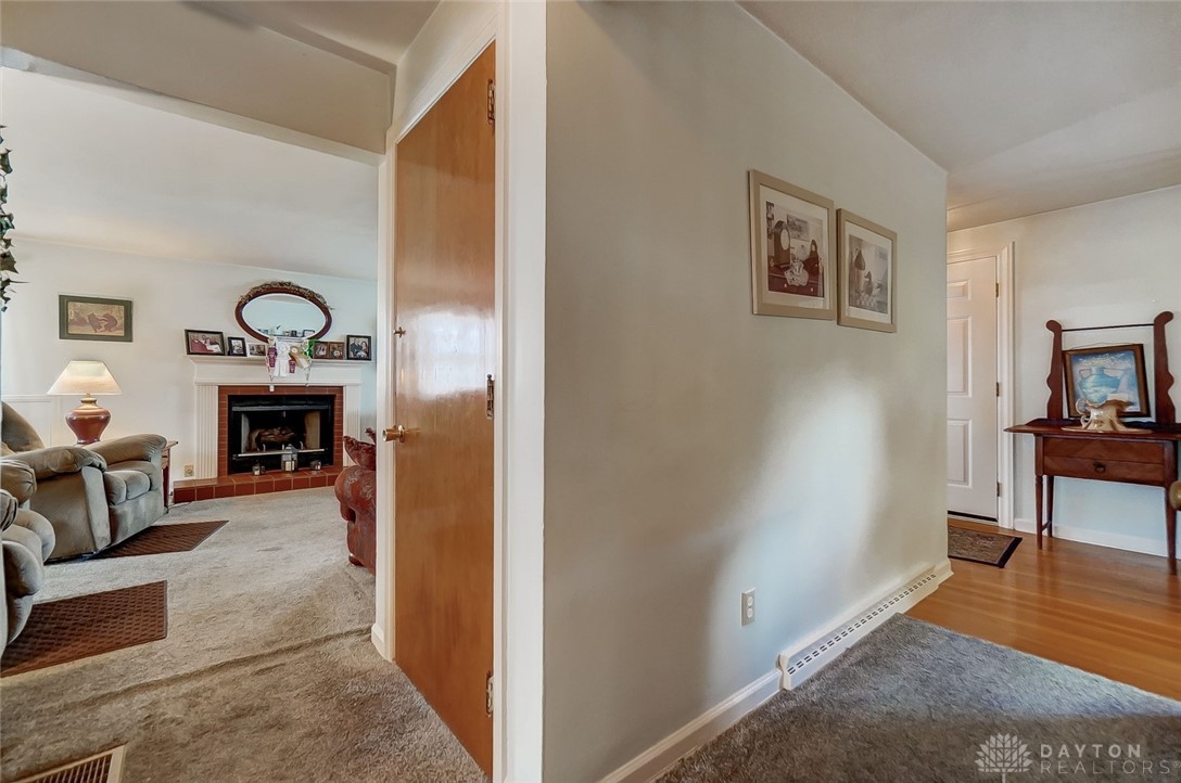 1039 Robin Road Springfield, OH 45503 - Photo 10 of 52