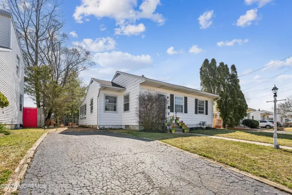 $350,000 | 224 Clamer Road, Ewing, NJ 08628