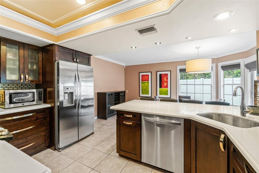 5399 214th Court South Boca Raton, FL 33431 - Photo 8 of 38 Photo 8