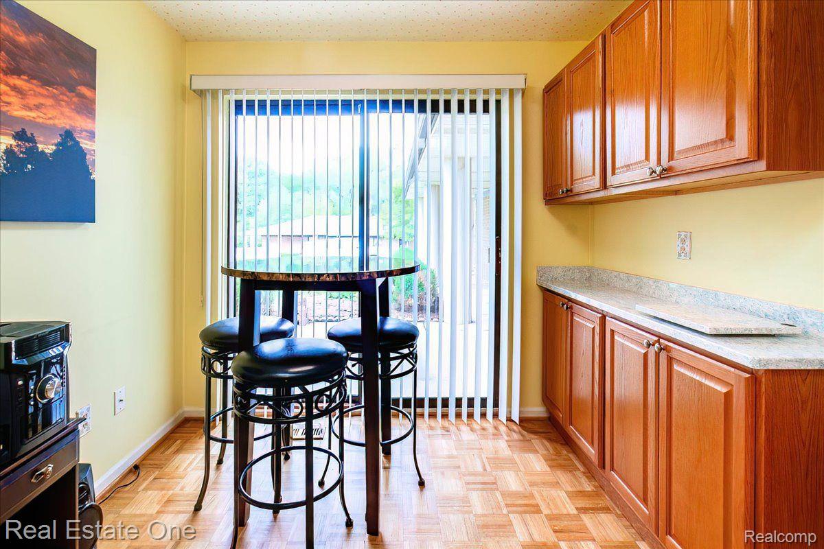951 Wexford Way Rochester, MI 48307 - Photo 23 of 46 Gallery Image 23