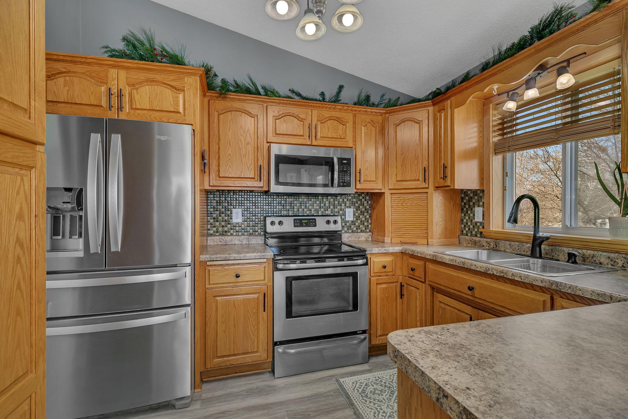 425 3rd Street South Sartell, MN 56377 - Photo 3 of 31