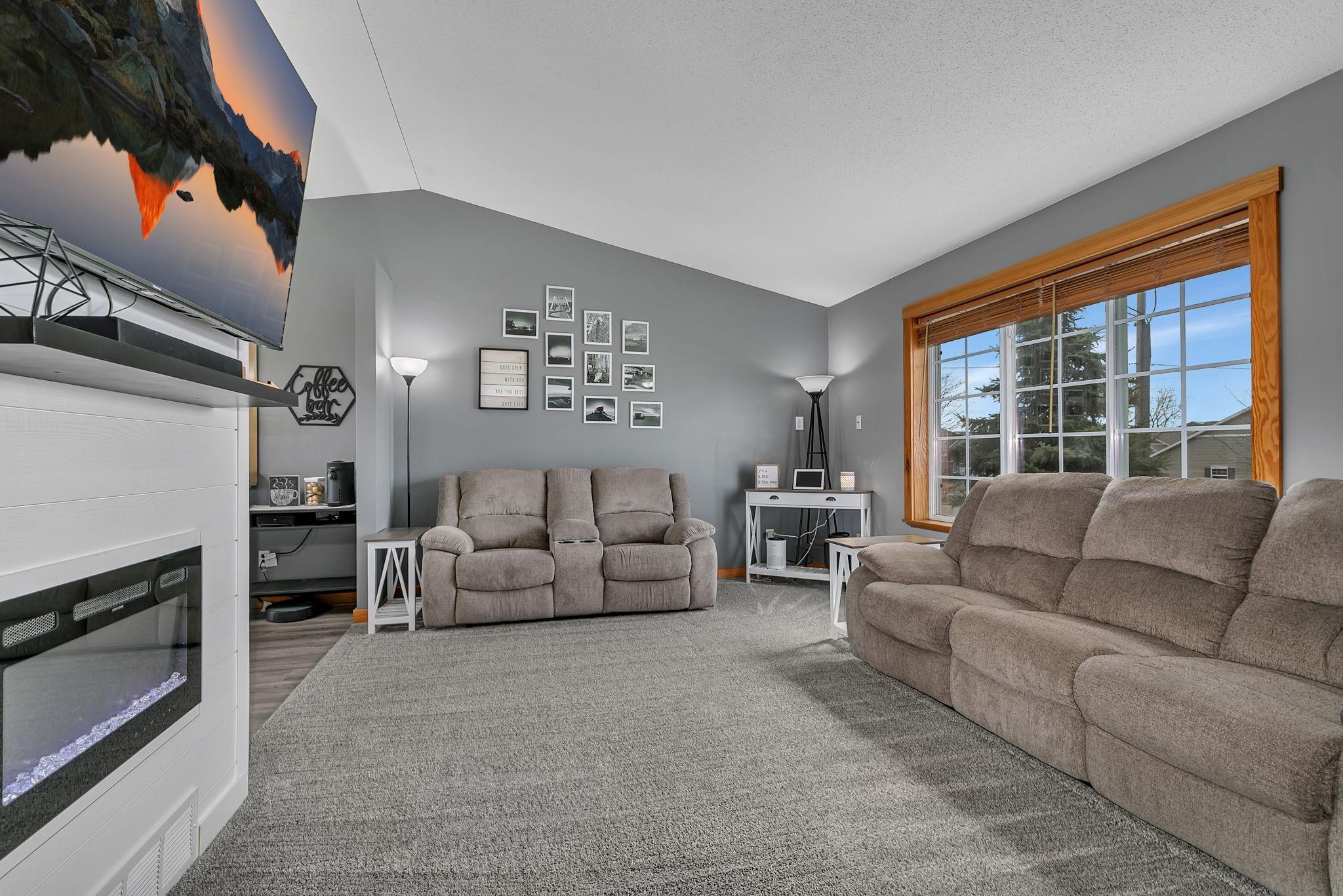 425 3rd Street South Sartell, MN 56377 - Photo 7 of 31