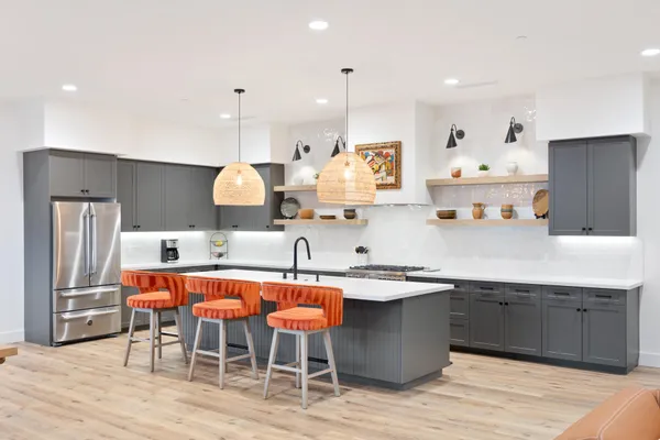 $6,435 | 53725 Avenida Alvarado, La Quinta, CA 92253