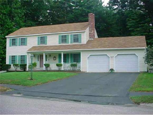 25 Bennington Road Nashua, NH 03064 - Photo 1 of 5