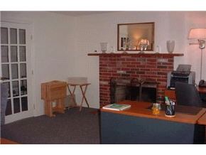 25 Bennington Road Nashua, NH 03064 - Photo 3 of 5