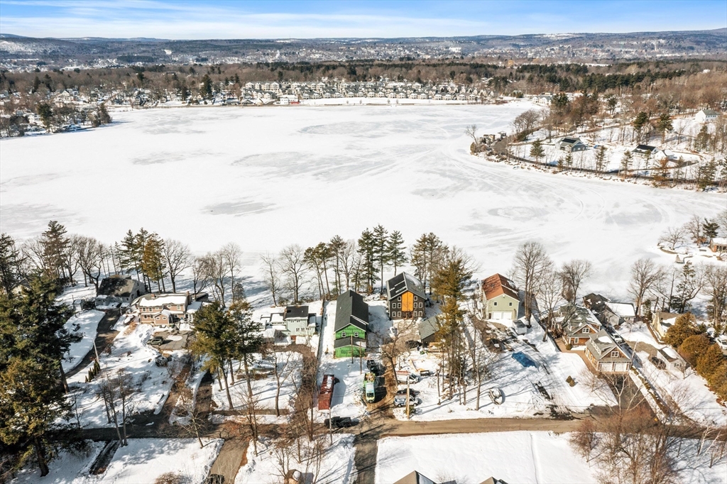 72 Laurel Lane, Unit 2 Lunenburg, MA 01462 - Photo 13 of 18 a view of a city