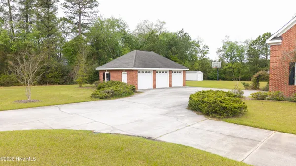 $599,900 | 507 North Ingold Avenue, Garland, NC 28441