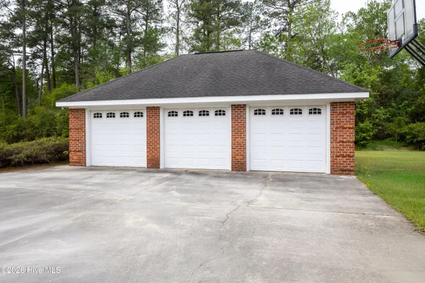 $599,900 | 507 North Ingold Avenue, Garland, NC 28441