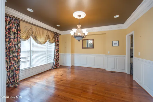 $599,900 | 507 North Ingold Avenue, Garland, NC 28441