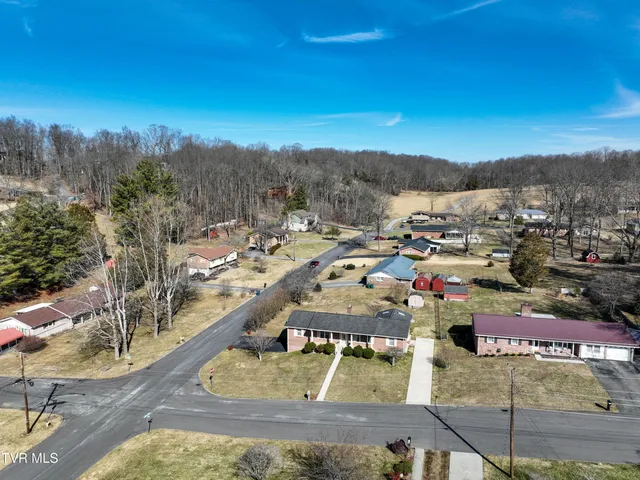 $339,000 | 110 Quillen Drive, Bristol, VA 24201