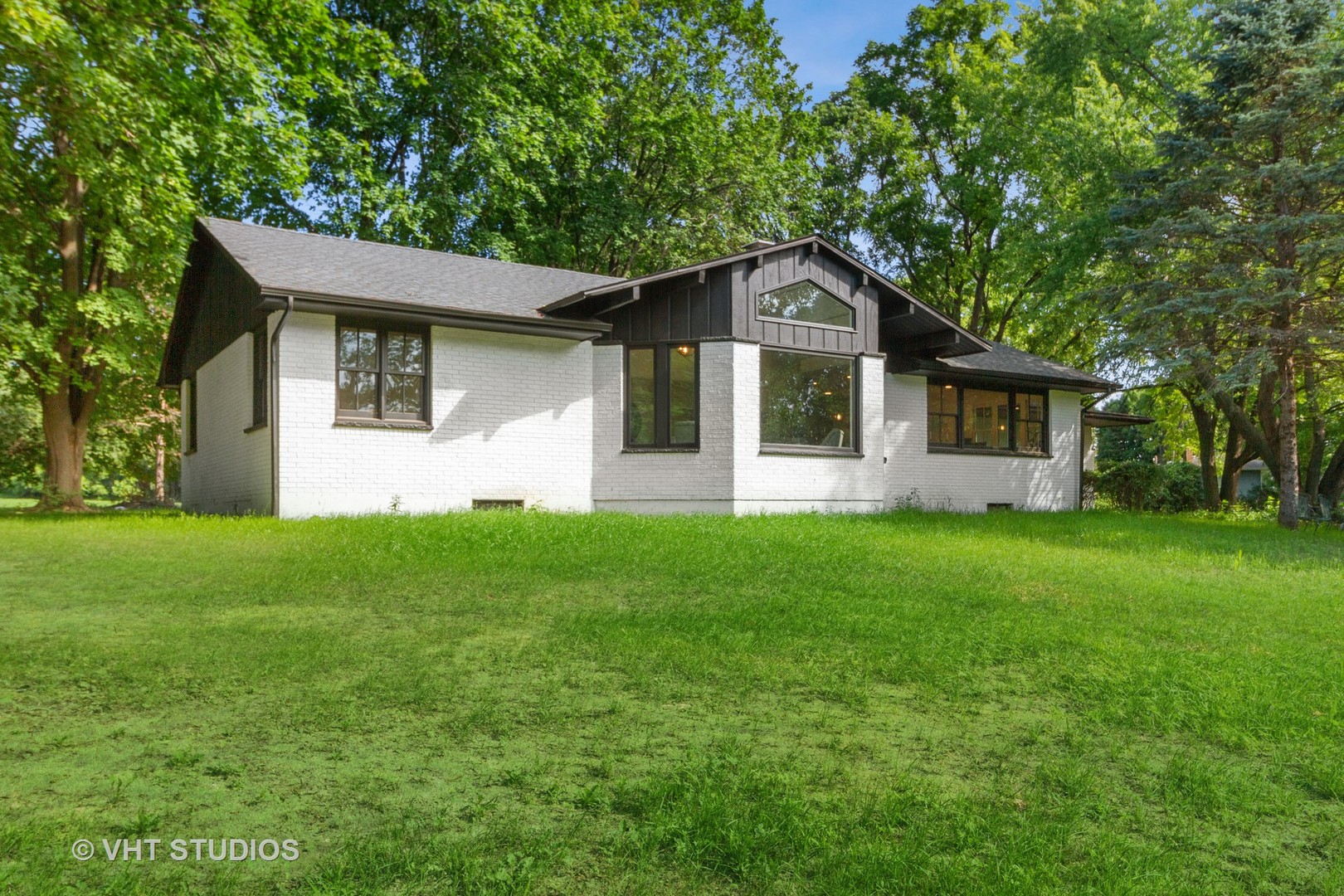 5411 Keystone Road Richmond, IL 60071 - Photo 3 of 23 Gallery Image 3
