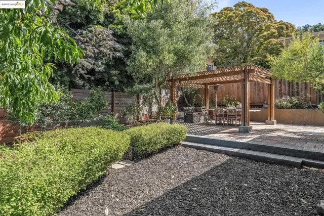 $899,000 | 6545 Alta Vista Drive, El Cerrito, CA 94530