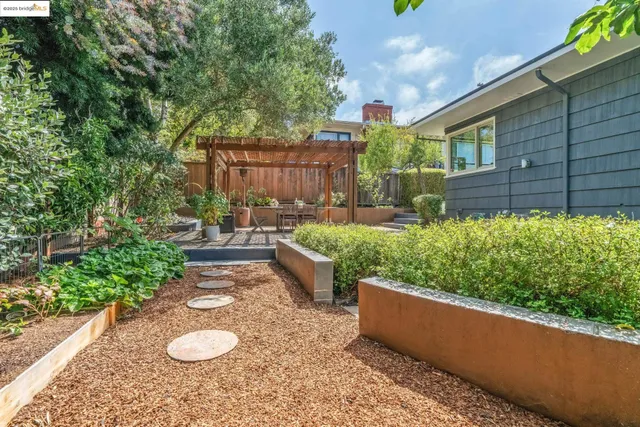 $899,000 | 6545 Alta Vista Drive, El Cerrito, CA 94530