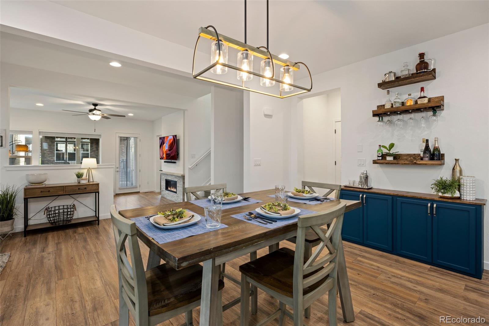 8987 Ramblestone Street Highlands Ranch, CO 80129 - Photo 12 of 39 Gallery Image 12