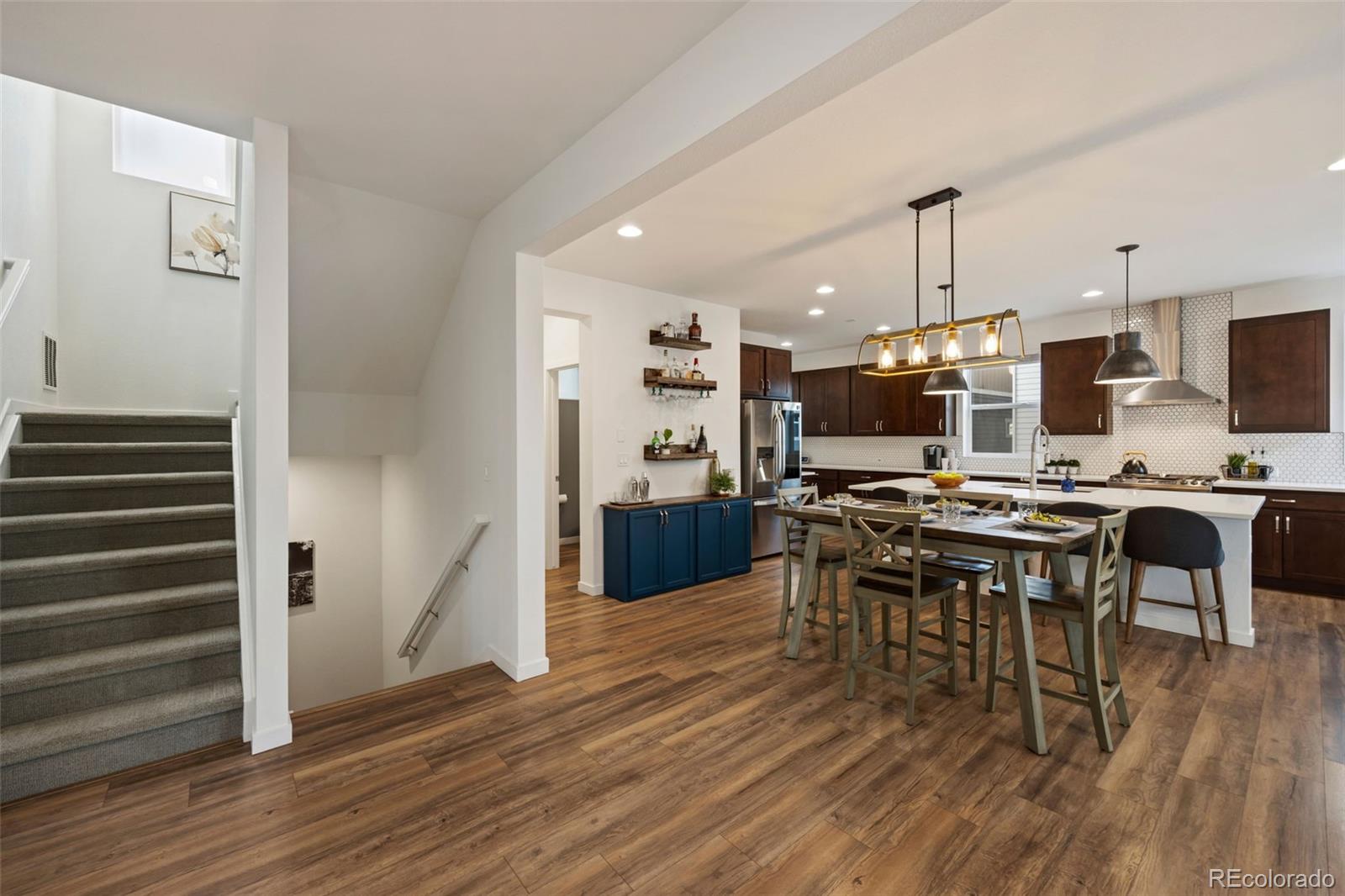 8987 Ramblestone Street Highlands Ranch, CO 80129 - Photo 5 of 39 Gallery Image 5