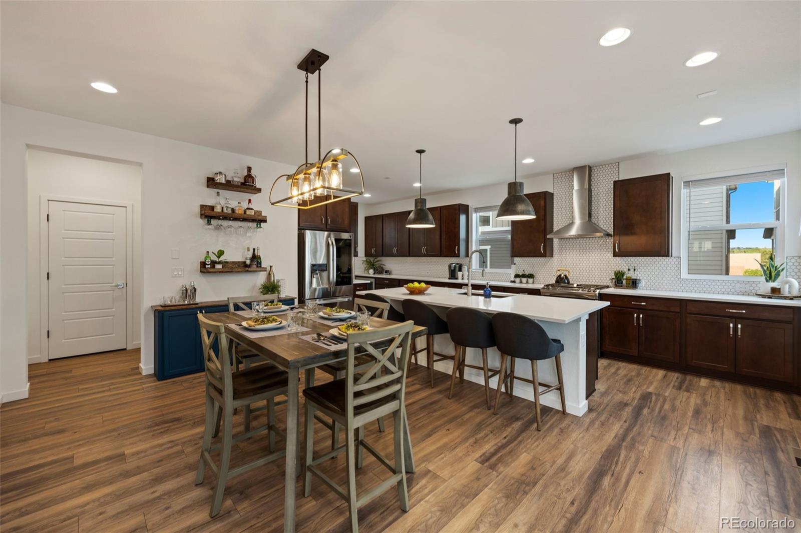 8987 Ramblestone Street Highlands Ranch, CO 80129 - Photo 6 of 39 Gallery Image 6