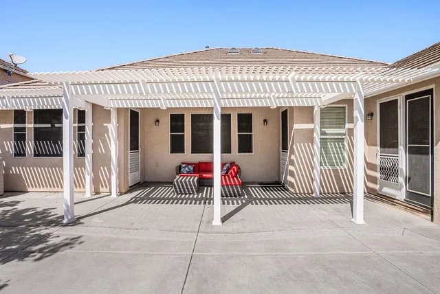 $655,000 | 3604 Hillglen Avenue, Modesto, CA 95355