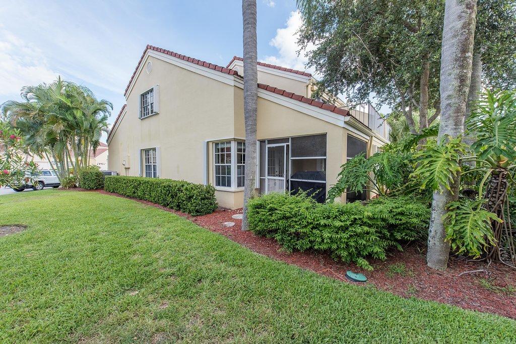 17070 Boca Club Boulevard, Unit 1 Boca Raton, FL 33487 - Photo 10 of 28 AIP_5770