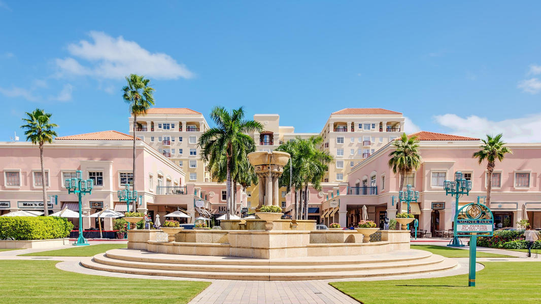 1425 Northeast 5th Avenue Boca Raton, FL 33432 - Photo 12 of 34 Mizner Park 2