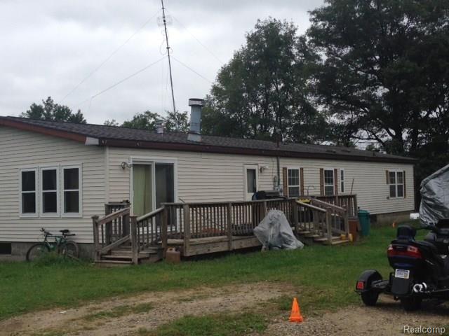 2333 Broker Road Lapeer, MI 48446 - Photo 2 of 3 photo 1.jpg