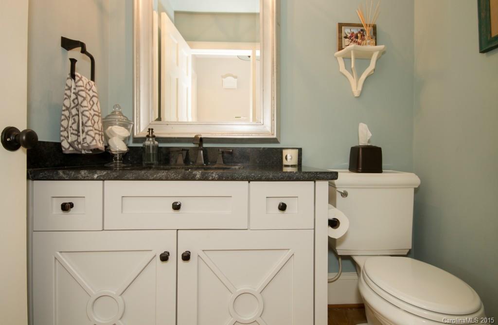 2736 Cross Country Road, Unit 6 Charlotte, NC 28270 - Photo 12 of 24 Gallery Image 12
