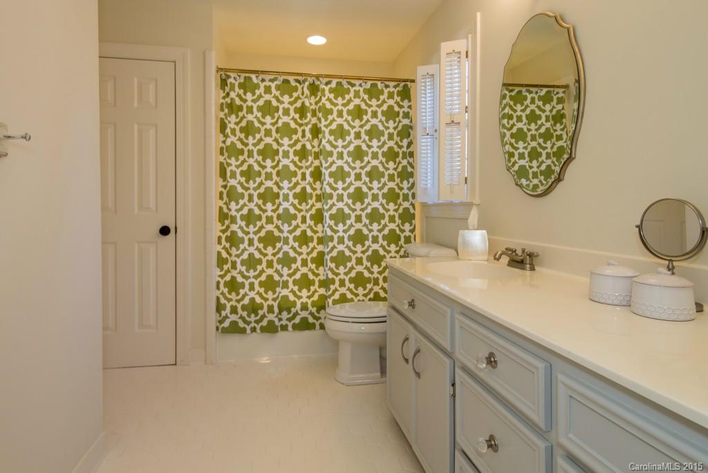 2736 Cross Country Road, Unit 6 Charlotte, NC 28270 - Photo 20 of 24 Gallery Image 20