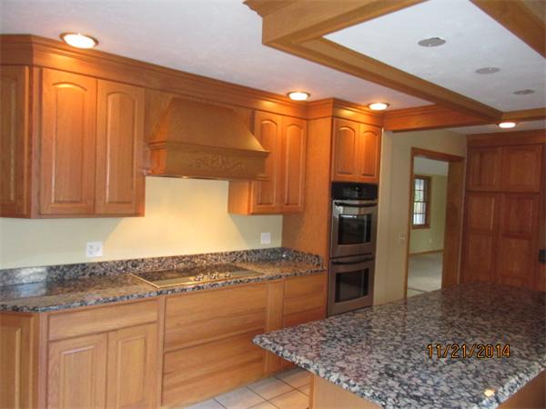 58 Harrington Road Charlton, MA 01507 - Photo 7 of 26 Gallery Image 7