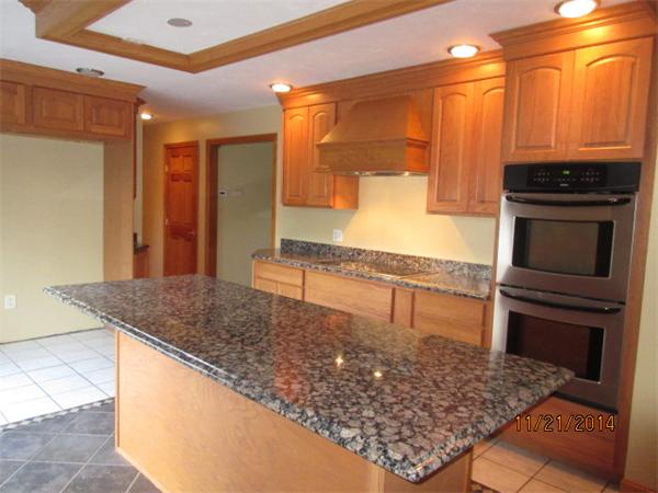 58 Harrington Road Charlton, MA 01507 - Photo 8 of 26 Gallery Image 8
