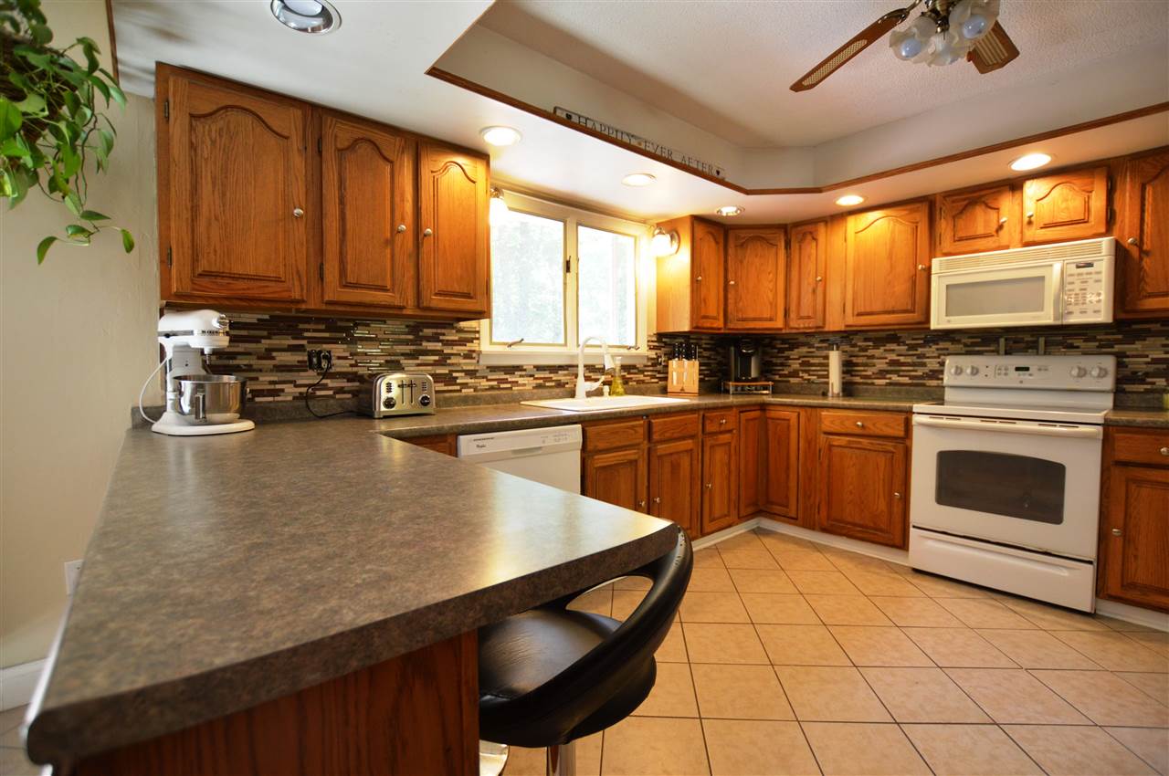 216 Rudgate Road Colchester, VT 05446 - Photo 7 of 24 Gallery Image 7