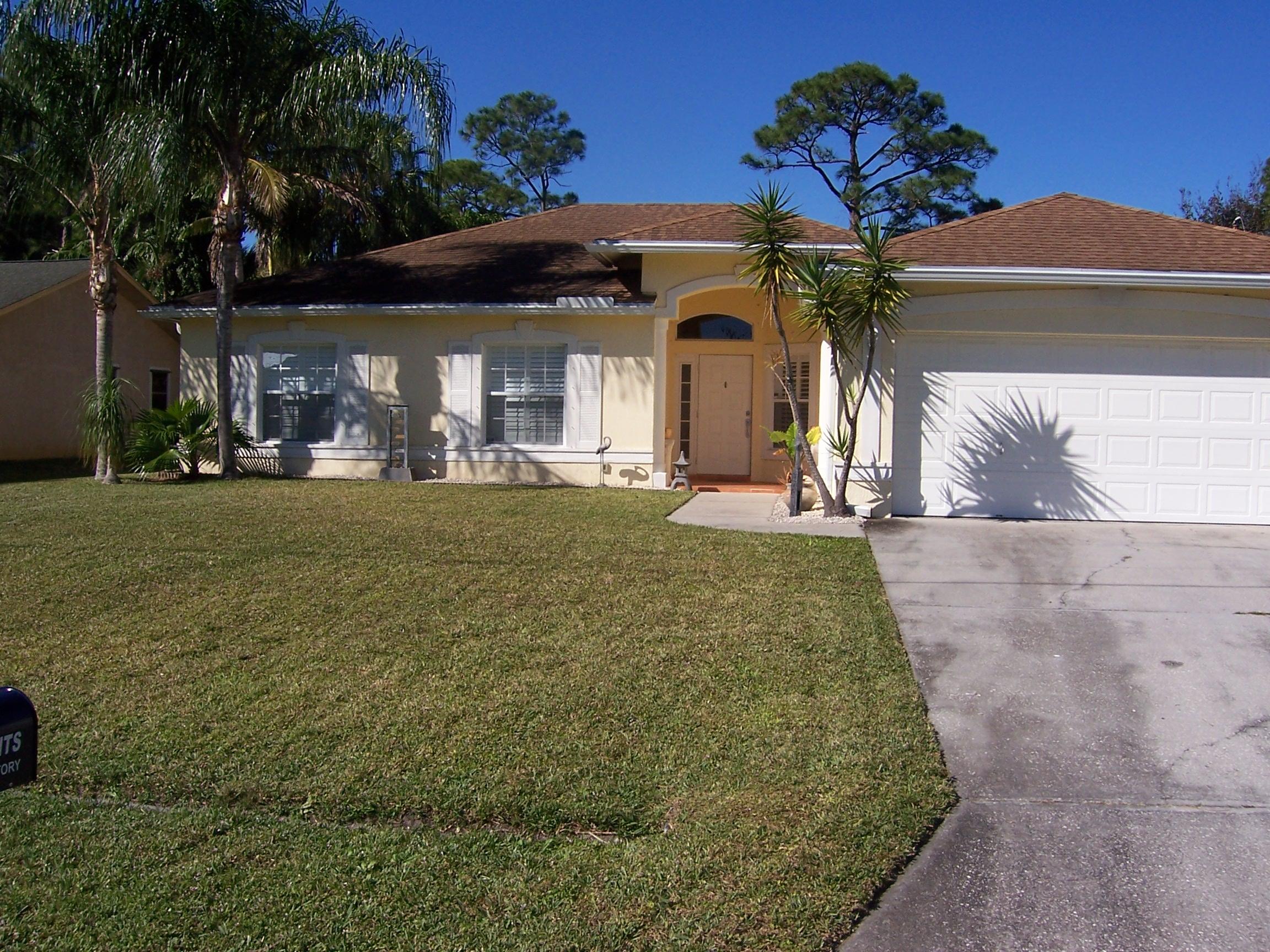 2634 Southwest Ace Road Port St. Lucie, FL 34953 - Photo 1 of 24 100_4499