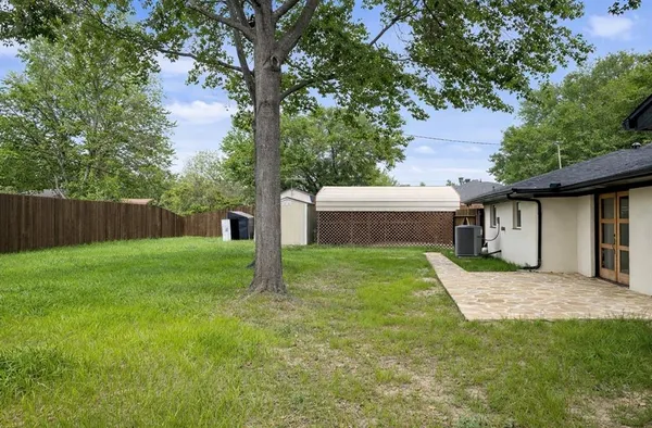 $2,375 | 1002 Royal Drive, Kaufman, TX 75142