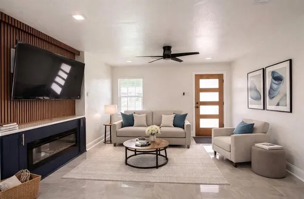 $2,375 | 1002 Royal Drive, Kaufman, TX 75142