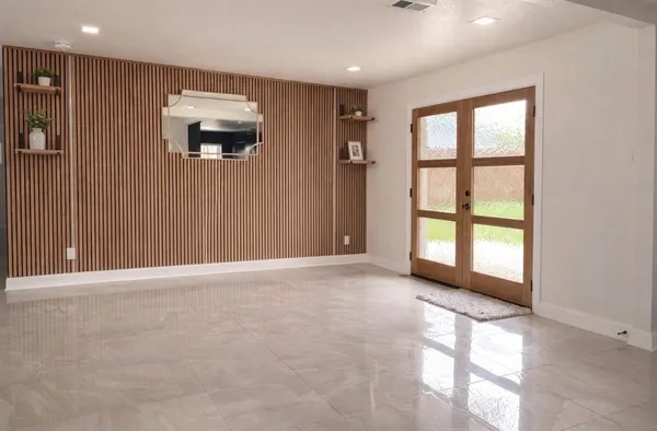 $2,375 | 1002 Royal Drive, Kaufman, TX 75142