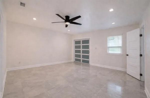 $2,375 | 1002 Royal Drive, Kaufman, TX 75142