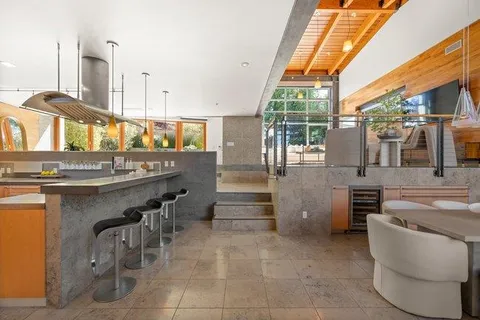 $4,190,000 | 436 Lakeview Way, Emerald Hills, CA 94062