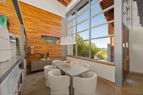 $4,190,000 | 436 Lakeview Way, Emerald Hills, CA 94062