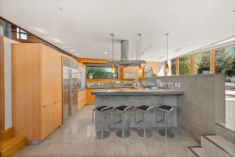 $4,190,000 | 436 Lakeview Way, Emerald Hills, CA 94062