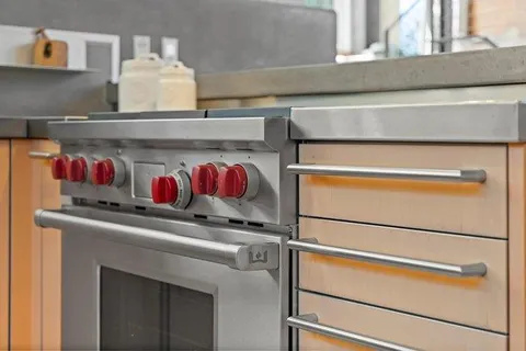 $4,190,000 | 436 Lakeview Way, Emerald Hills, CA 94062