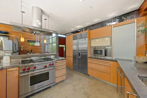 $4,190,000 | 436 Lakeview Way, Emerald Hills, CA 94062