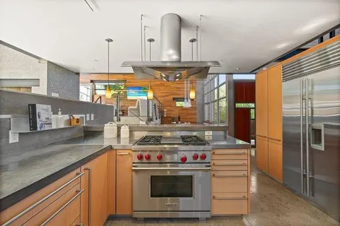 $4,190,000 | 436 Lakeview Way, Emerald Hills, CA 94062