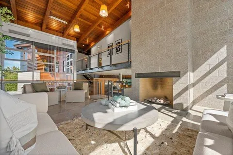 $4,190,000 | 436 Lakeview Way, Emerald Hills, CA 94062