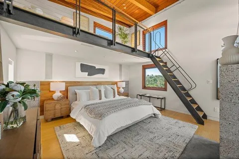 $4,190,000 | 436 Lakeview Way, Emerald Hills, CA 94062